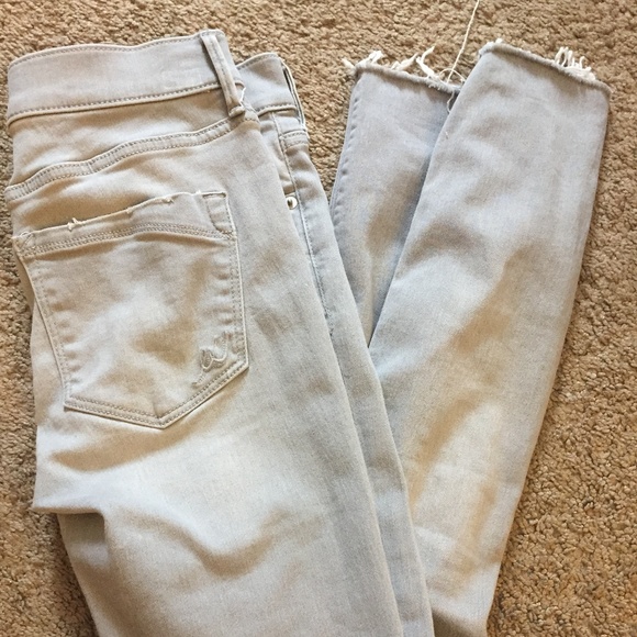Express Grey Distressed Jeggings - Picture 2 of 3